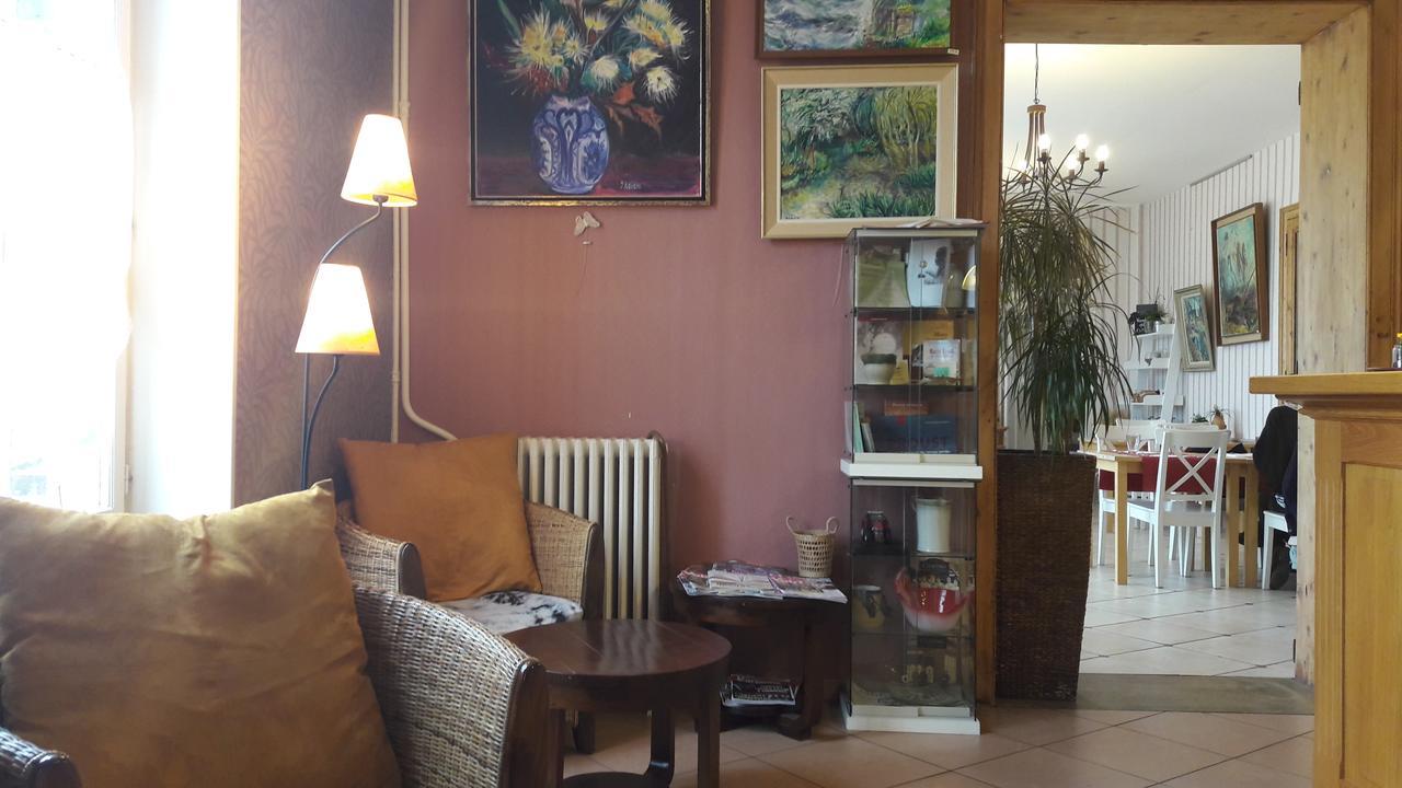 Hotel Les Aubepines Illiers-Combray Bagian luar foto