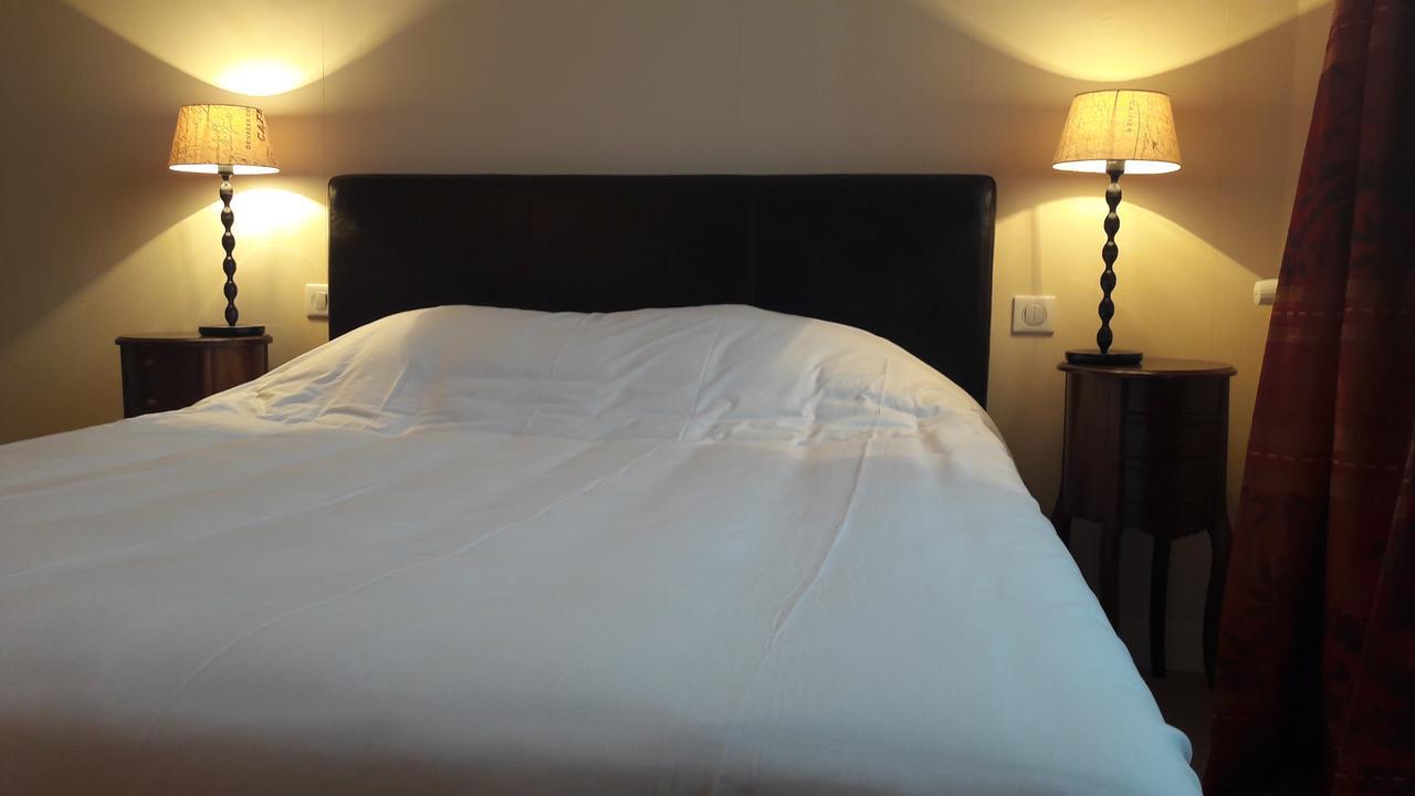 Hotel Les Aubepines Illiers-Combray Bagian luar foto