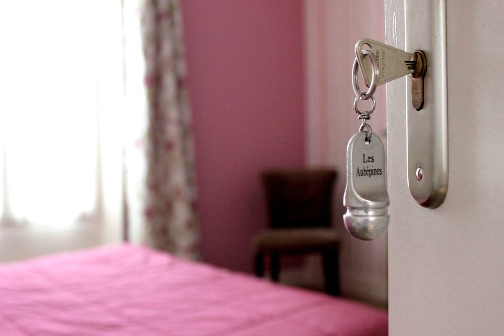 Hotel Les Aubepines Illiers-Combray Bagian luar foto