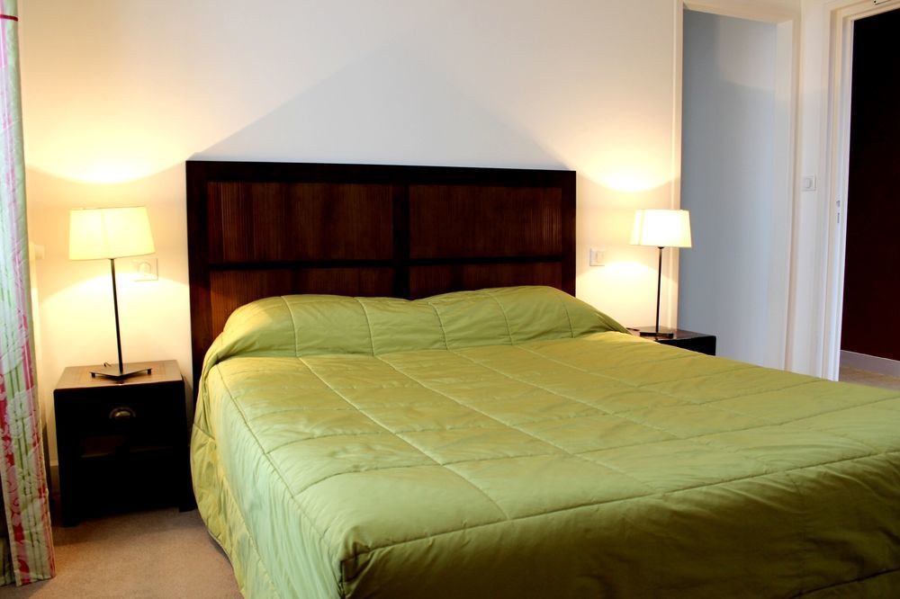 Hotel Les Aubepines Illiers-Combray Bagian luar foto